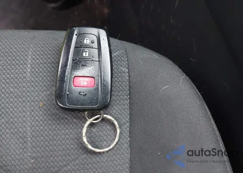 2019 Toyota Rav4 Xle z USA, uszkodzony, nr VIN 2T3P1RFV5KW038227